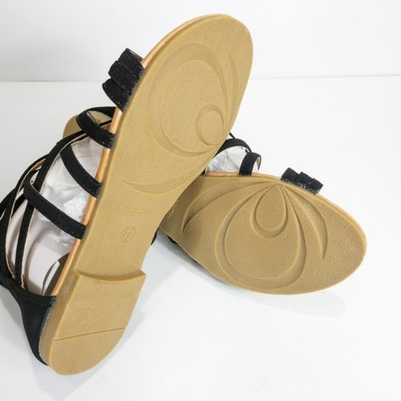 Journee Collection Hanni Strappy Flat Sandals Black -7.5 - Picture 8 of 8